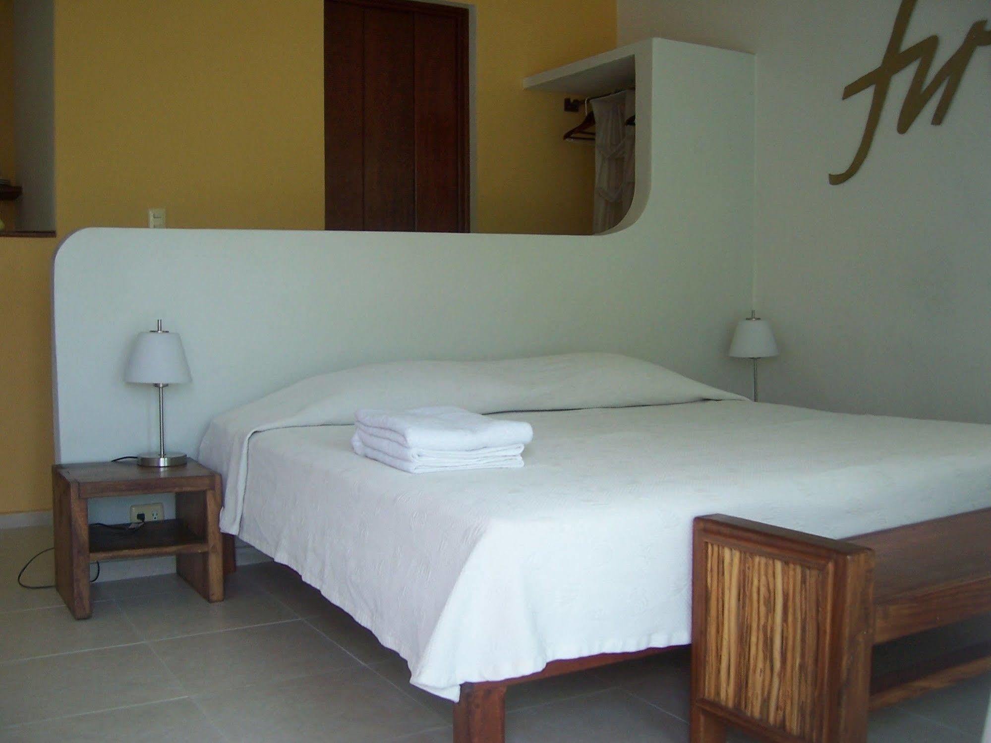 Elements Of The Island Apartment อิสลามูเฮเรส ภายนอก รูปภาพ