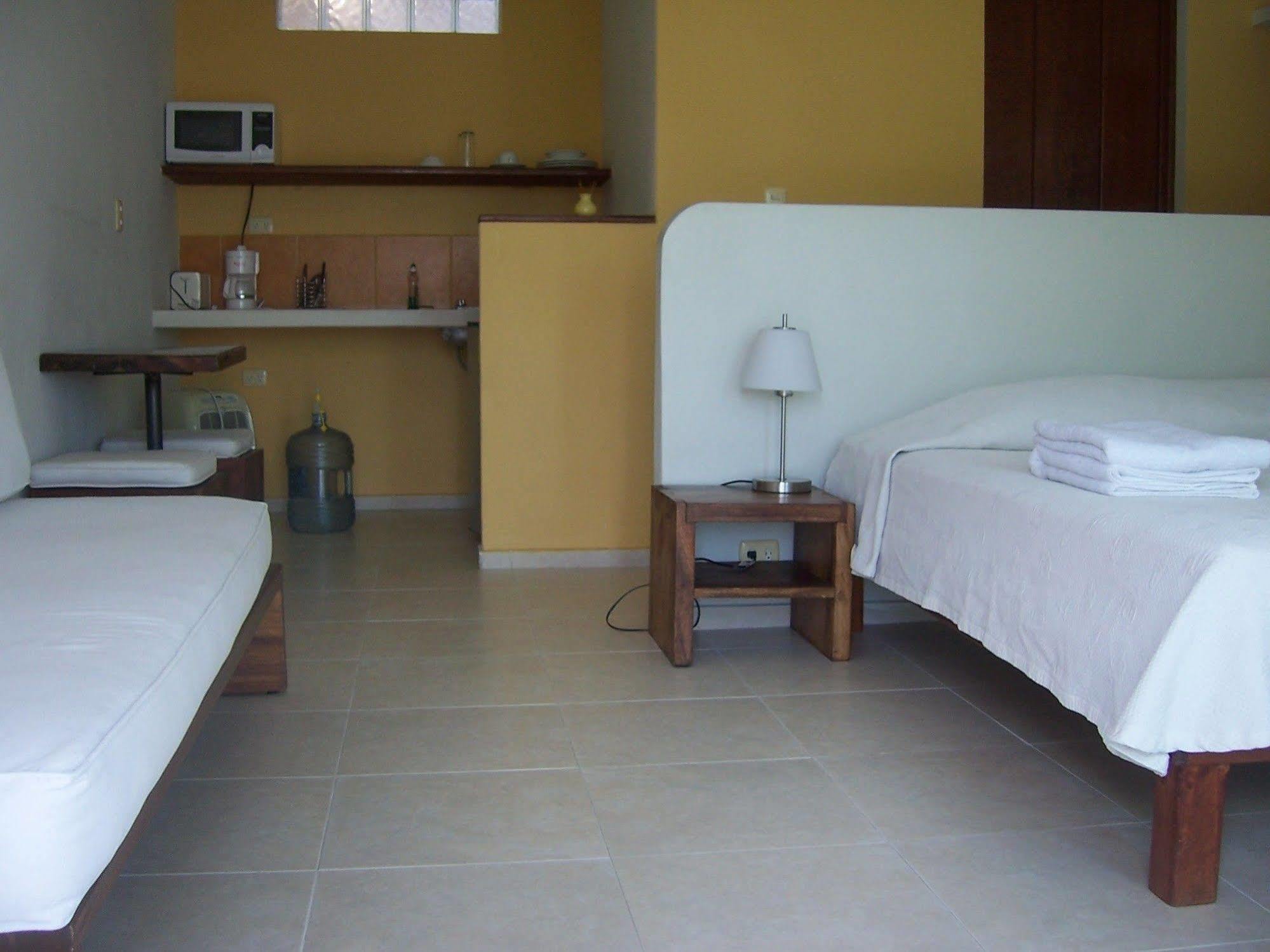 Elements Of The Island Apartment อิสลามูเฮเรส ภายนอก รูปภาพ